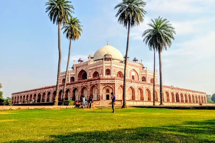 Delhi Travel Guide