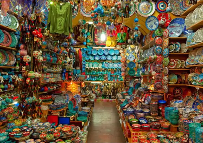 Shopping in Agra