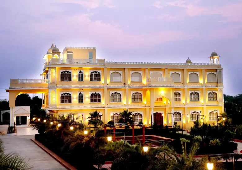 Luxury Hotels in Varanasi