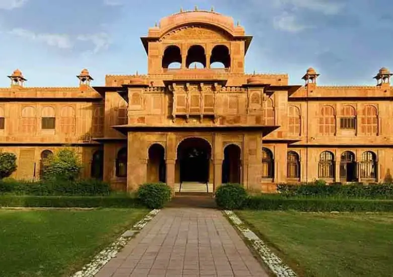 Lalgarh Palace