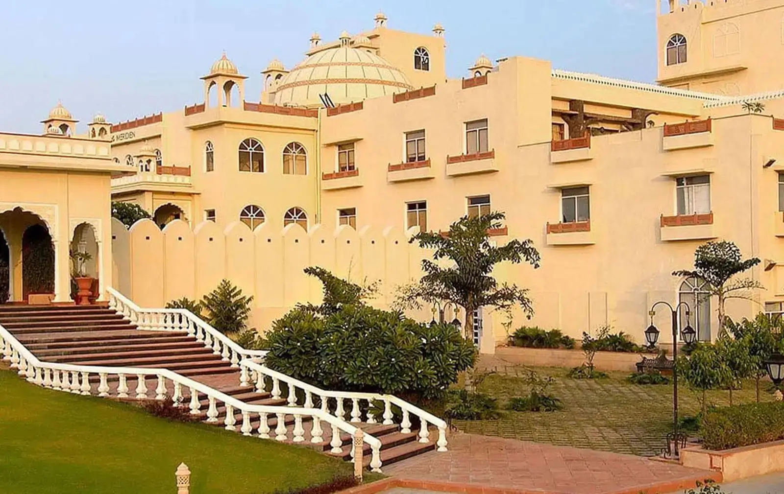 Le Meridien Jaipur Resort & Spa