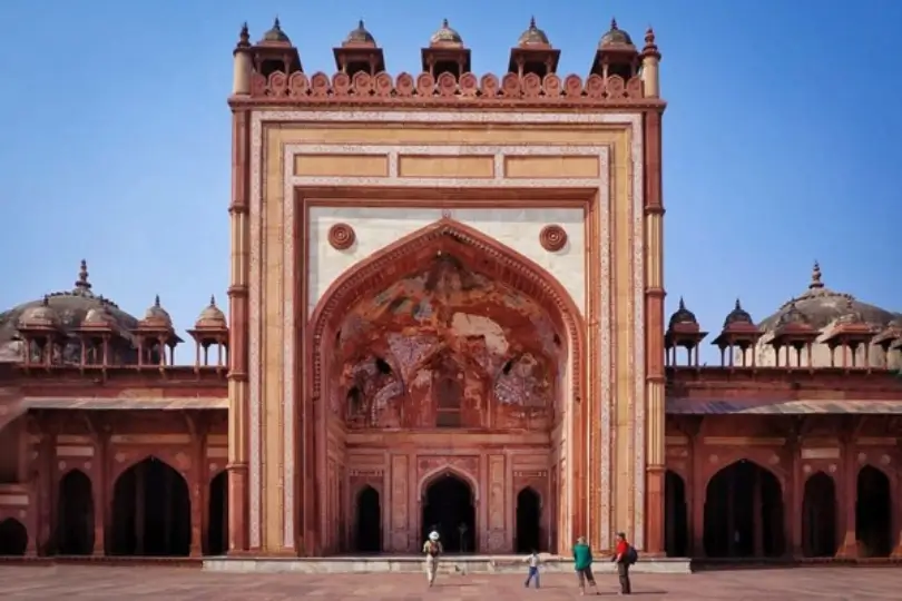 Golden Triangle Tour with Taj Mahal & Fatehpur Sikri