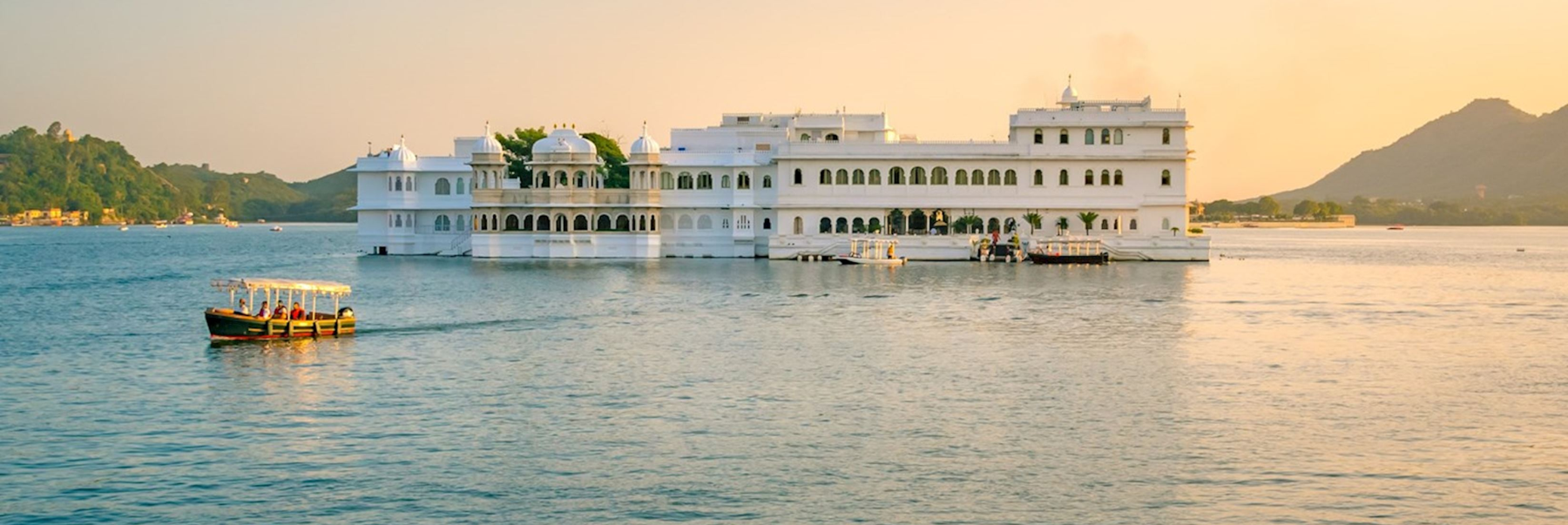 Golden Triangle with Udaipur Tour | Lake City Tour Package
