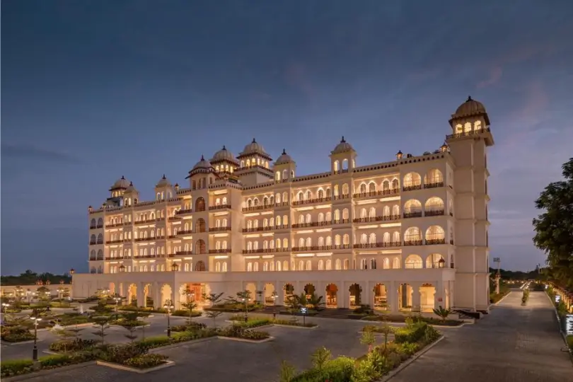 Luxury Jaipur Tour with Alila Fort Bishangarh Stay
