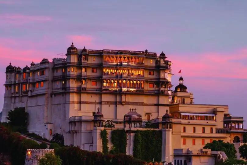 Luxury Udaipur Kumbhalgarh Tour with Devi Garh Delwara