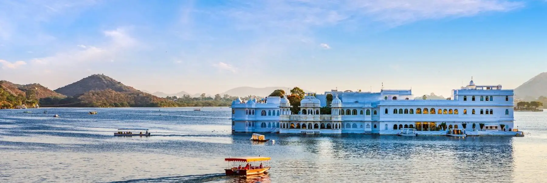 India's Magnificent Palaces Tour