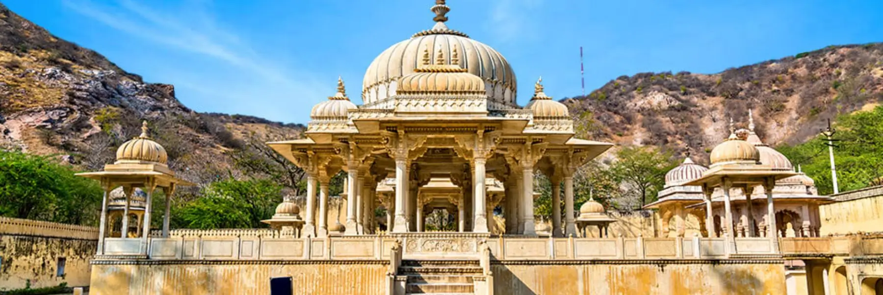 Escorted Tour of North & South India | Golden Triangle & Kerala