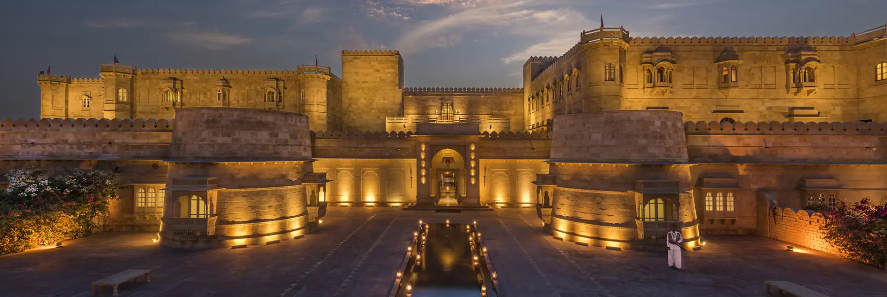 Luxury Rajasthan Desert Fort Tour with Mihir Garh & Suryagarh