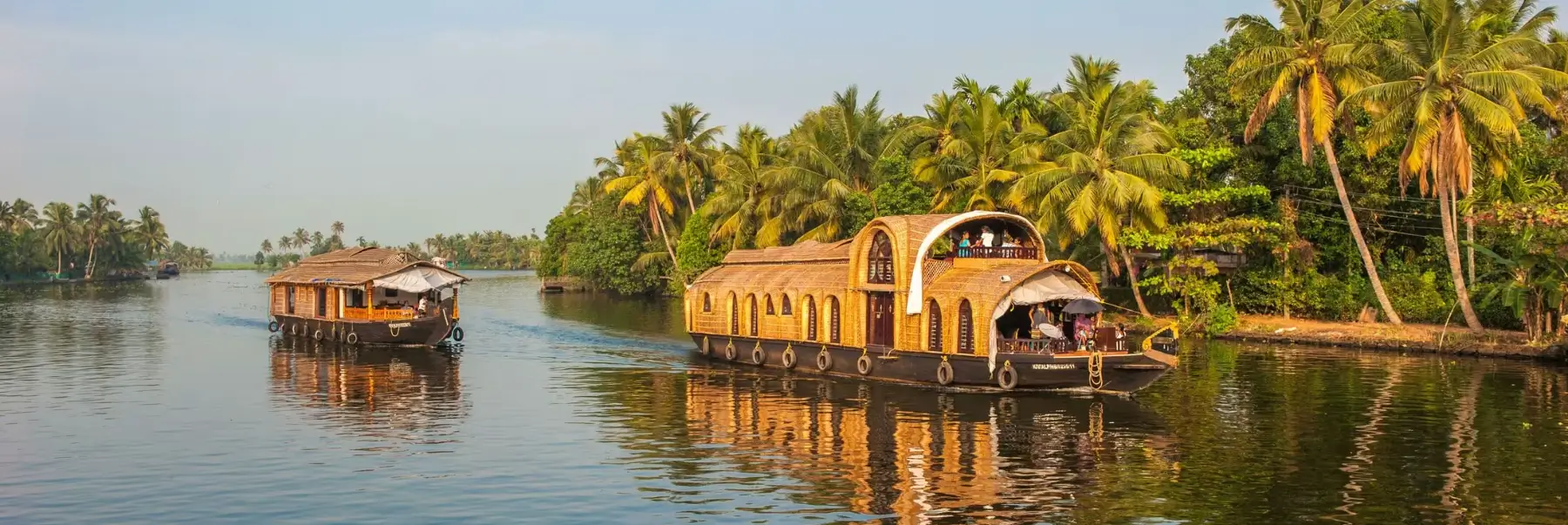 Luxury Kerala Backwaters & Beaches Tour